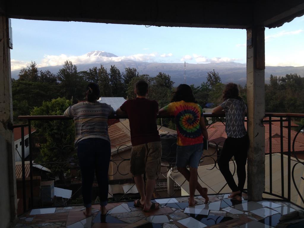 Rafiki Backpackers & Guesthouse Moshi Exterior photo