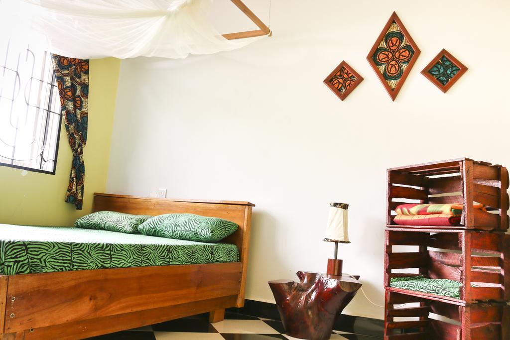 Rafiki Backpackers & Guesthouse Moshi Exterior photo